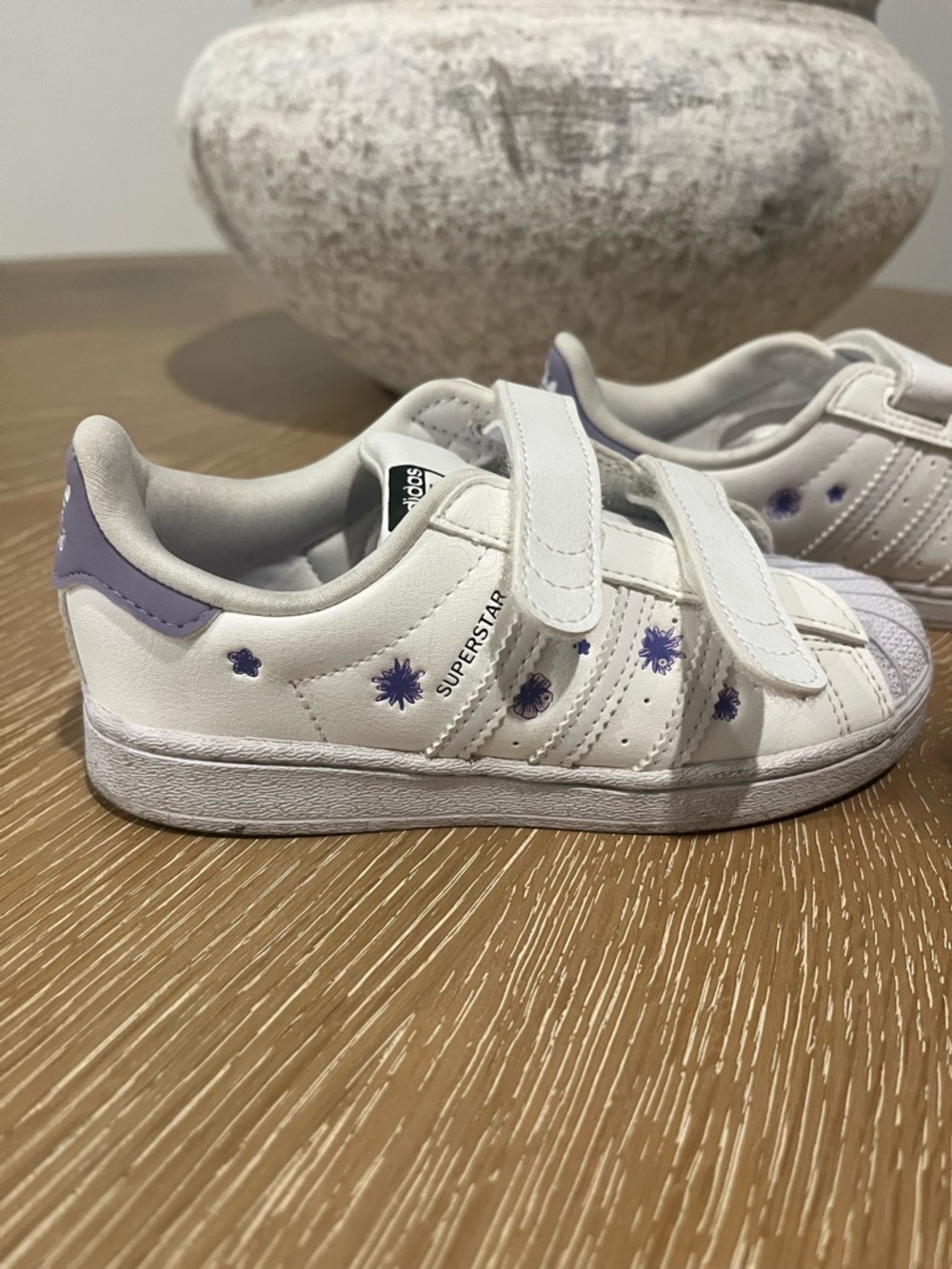 Adidas toddler girl size 10 - Picture 4 of 7
